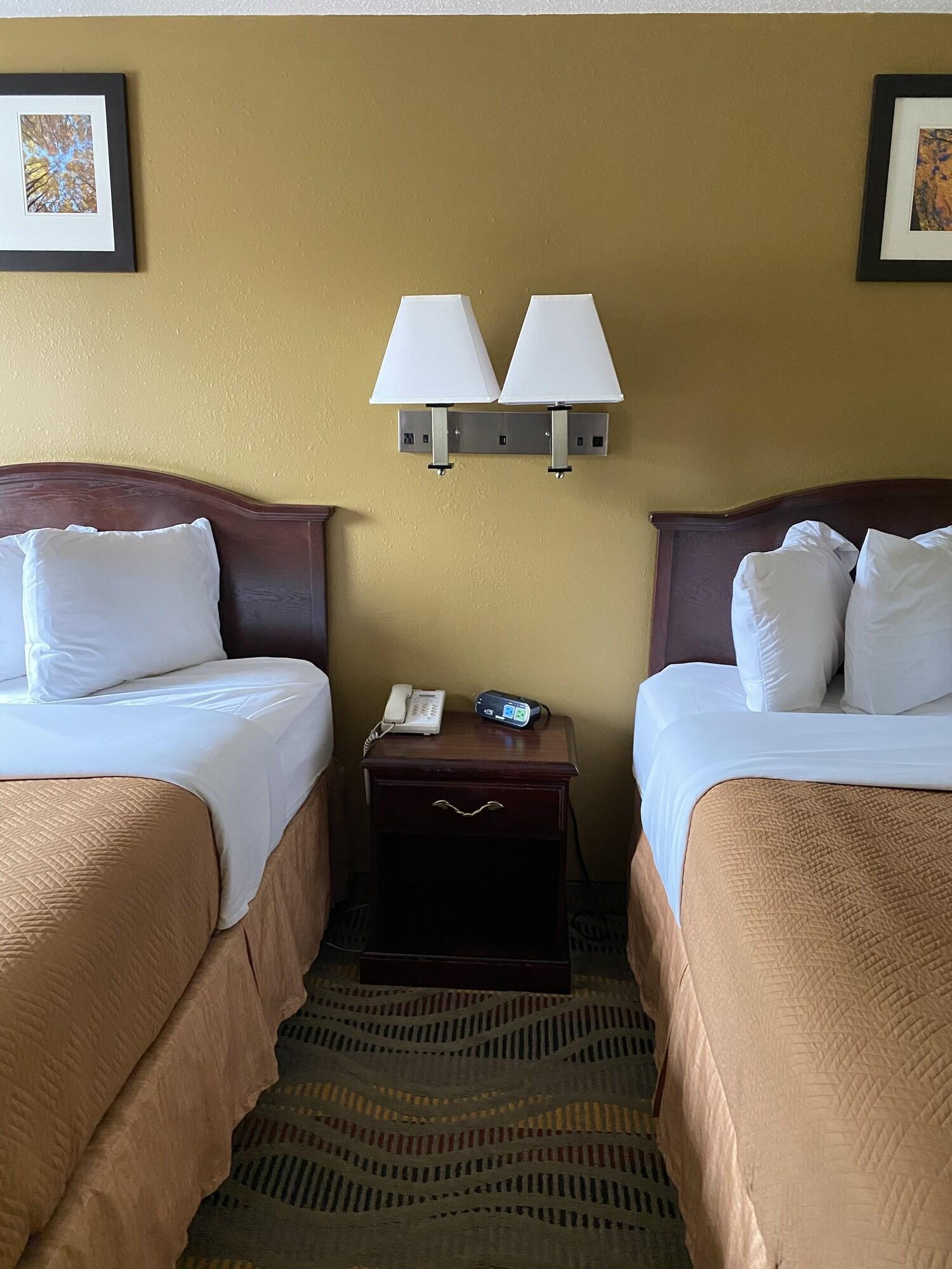 Travelodge By Wyndham La Porte/Michigan City Area Kültér fotó